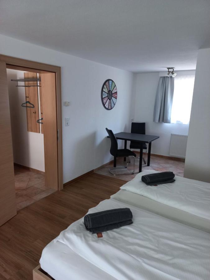 Gaestehaus Friedl Имст Экстерьер фото